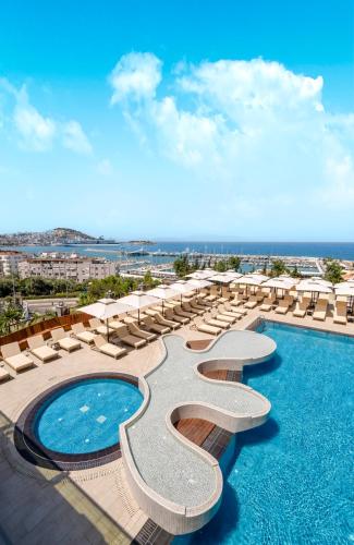 elite world kusadasi