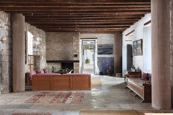 Hotel-Img