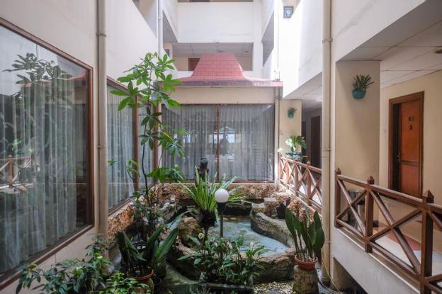 surya asia hotel