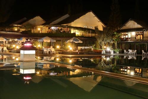 hotel sibayak internasional berastagi