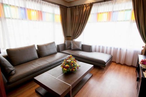 hotel sibayak internasional berastagi