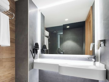 ibis istanbul sisli