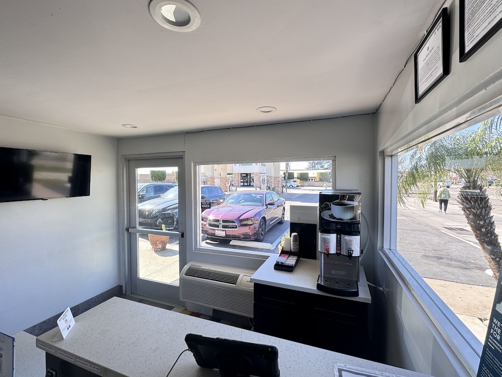 motel 6 ontario ca airport