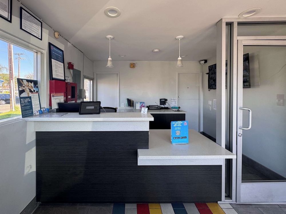 motel 6 ontario ca airport