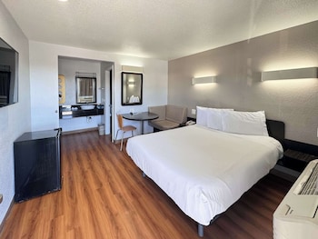 motel 6 ontario ca airport