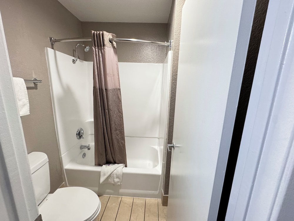 motel 6 ontario ca airport