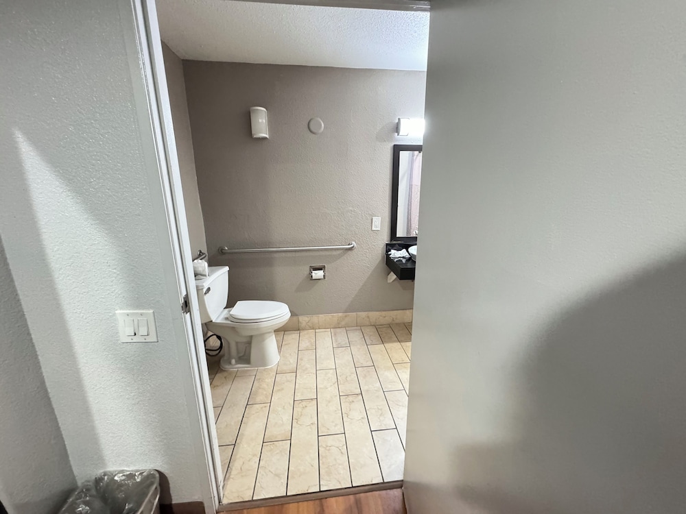 motel 6 ontario ca airport