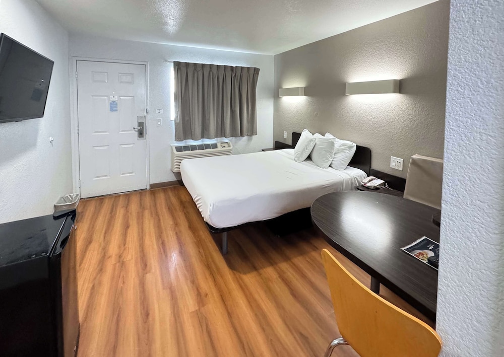 motel 6 ontario ca airport