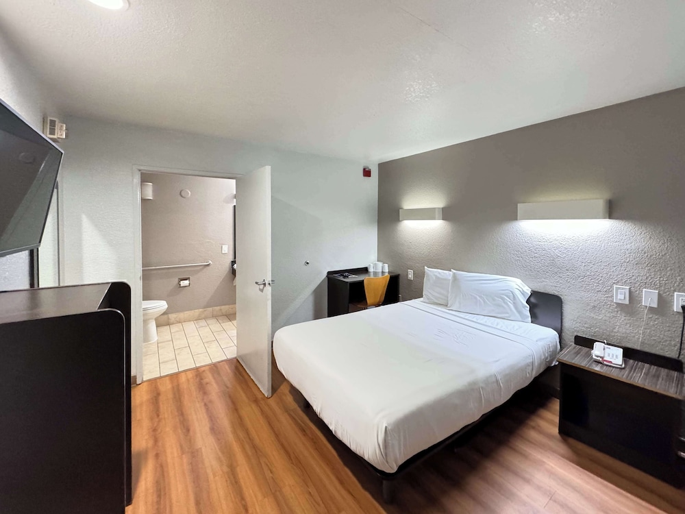 motel 6 ontario ca airport