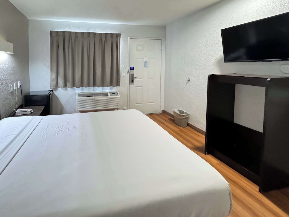 motel 6 ontario ca airport