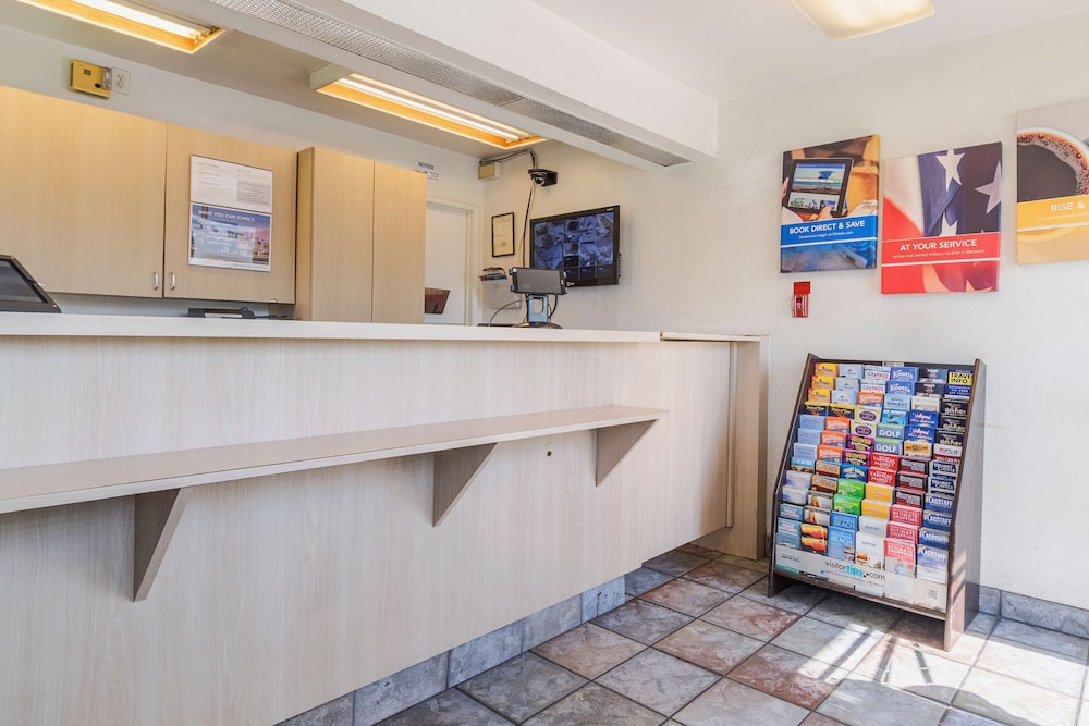 motel 6 ontario ca airport