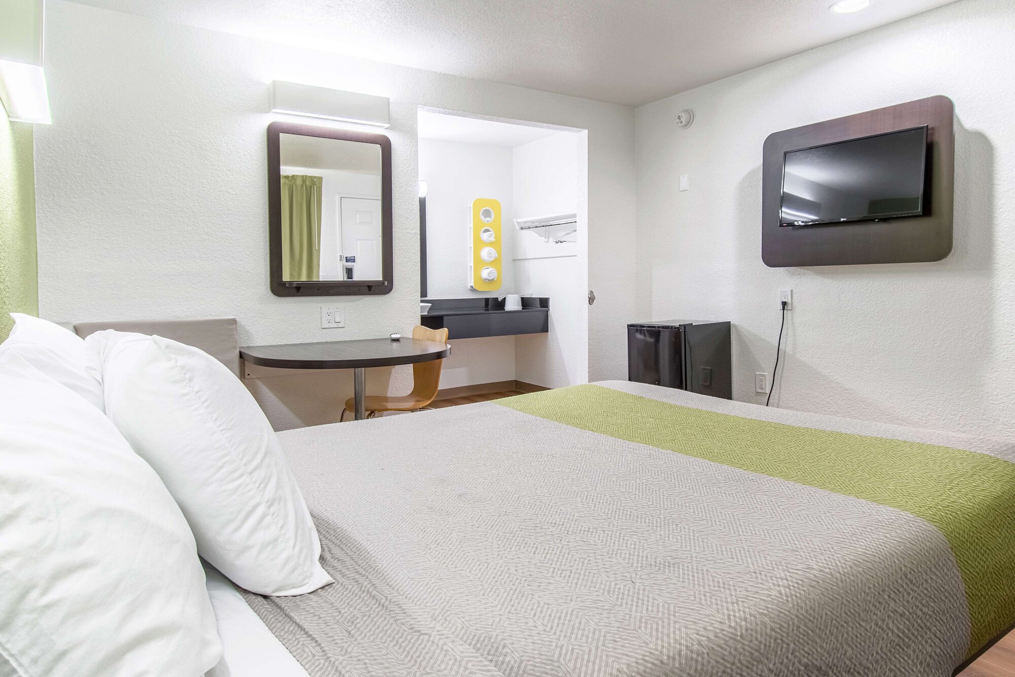 motel 6 ontario ca airport