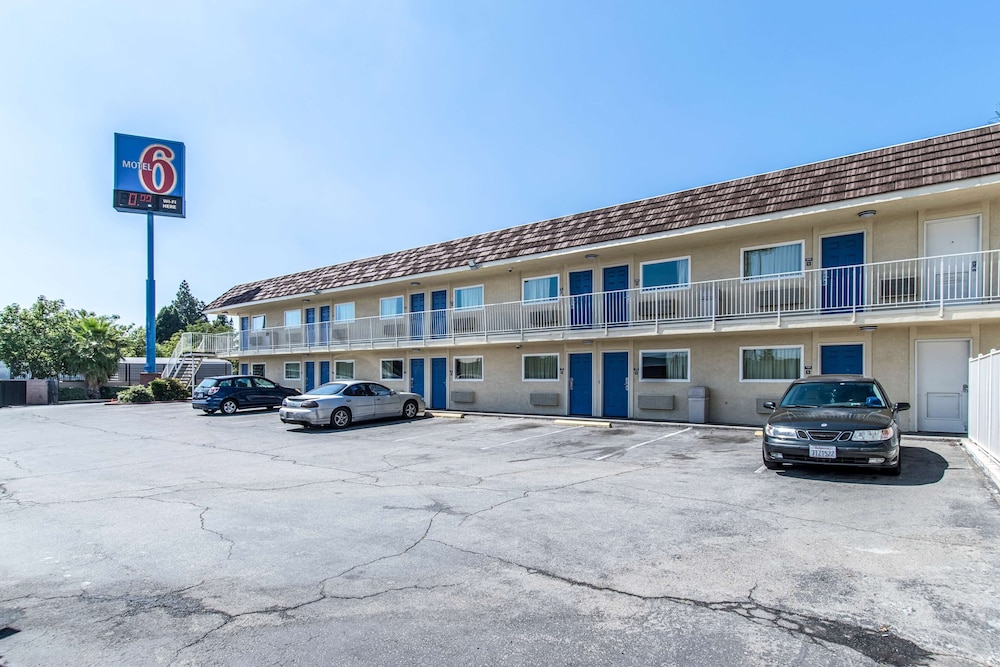 motel 6 ontario ca airport