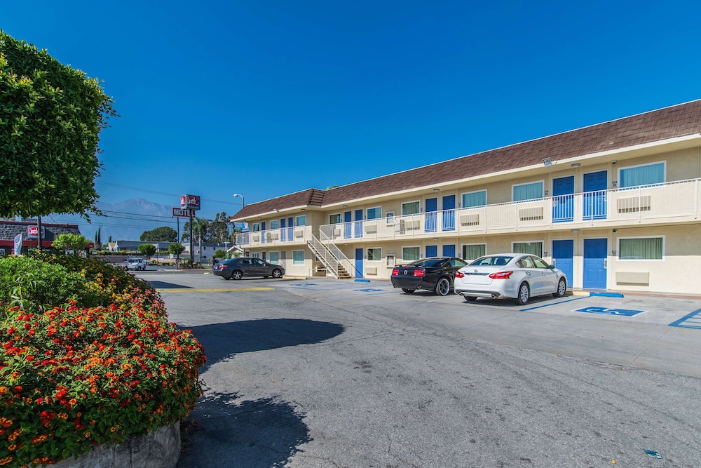 motel 6 ontario ca airport