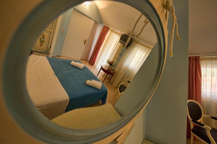 elena hotel