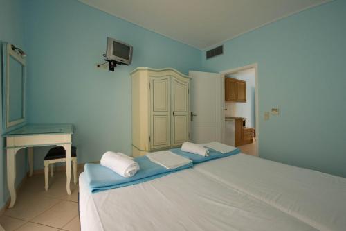 elena hotel
