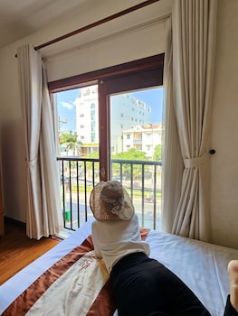 venus hotel massage and sky bar