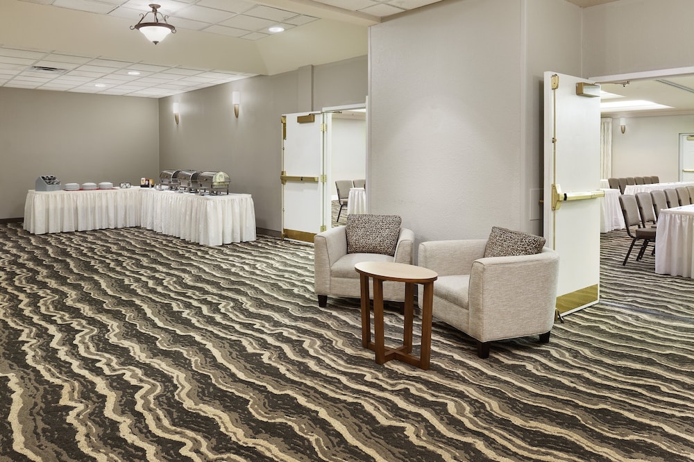 staybridge suites orlando airport south by ihg