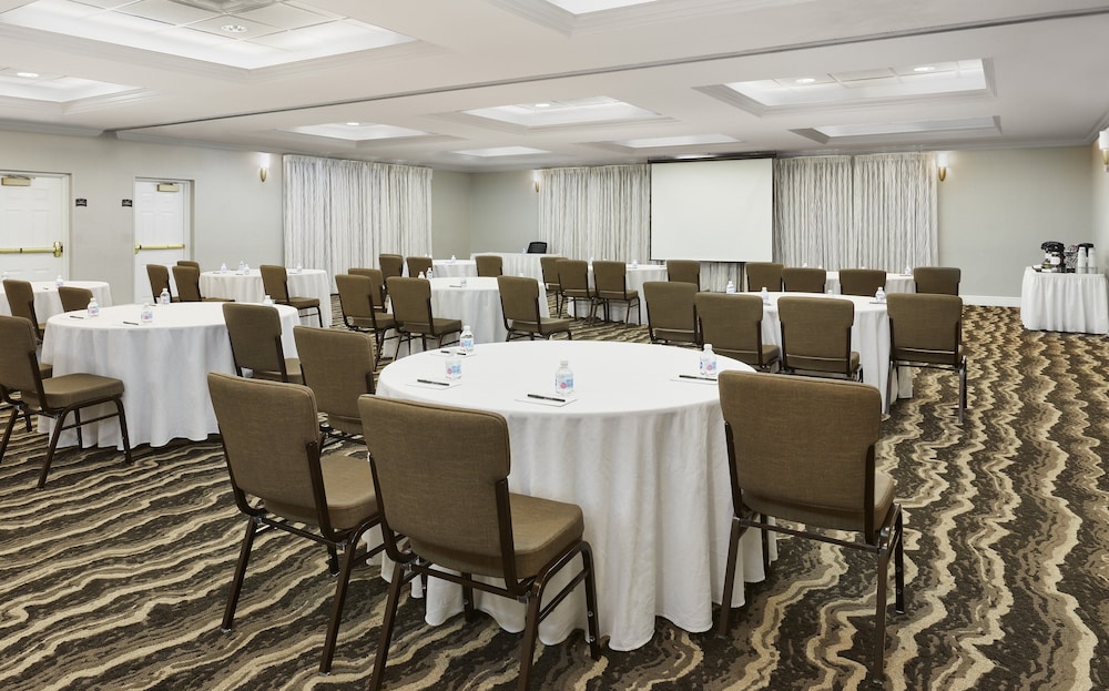 staybridge suites orlando airport south by ihg
