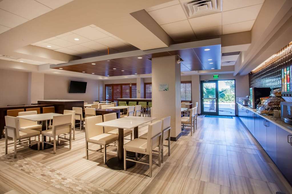 wingate by wyndham orlando international airport