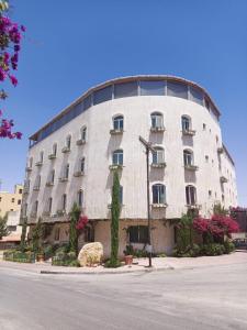 Mariam Hotel,Madaba>>Amman,2 star