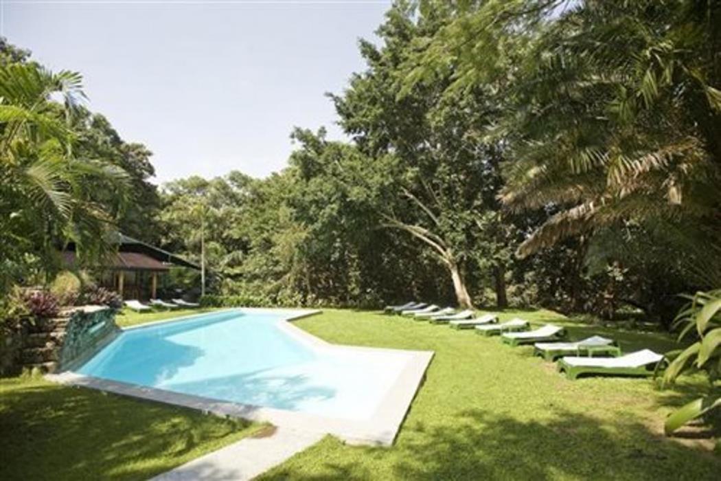 Dik Dik Hotel,,2 star