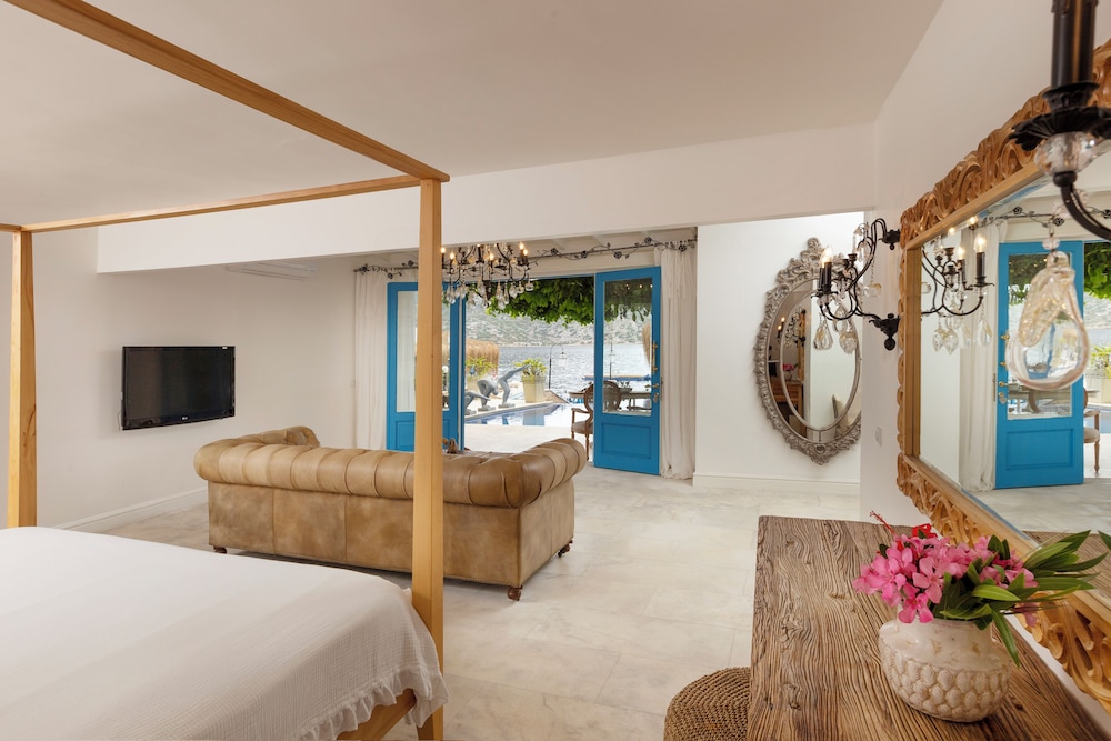 sabrinas haus adults only