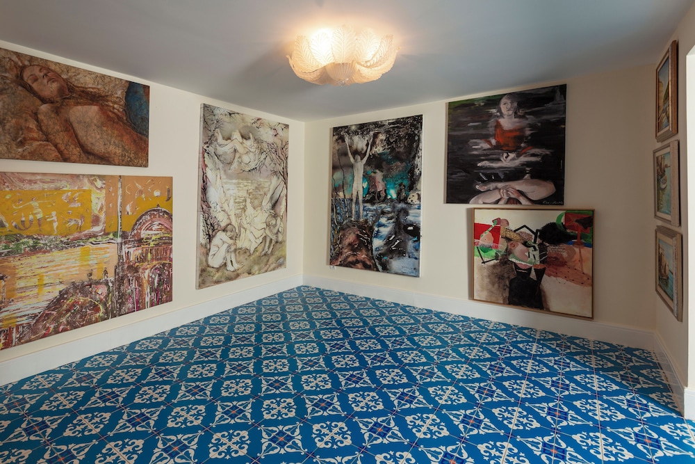 sabrinas haus adults only