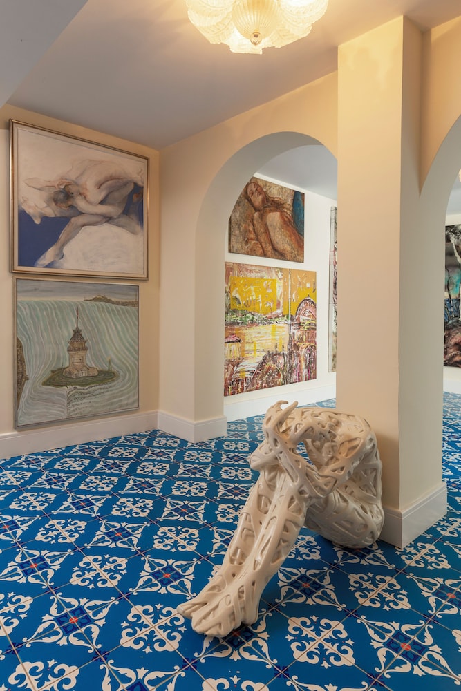 sabrinas haus adults only