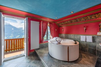 hotel zeit and traum