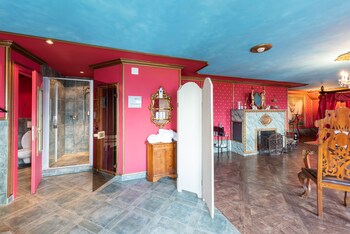 hotel zeit and traum