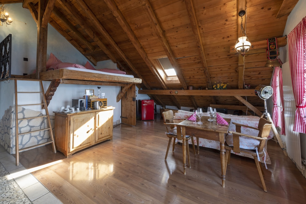 hotel zeit and traum