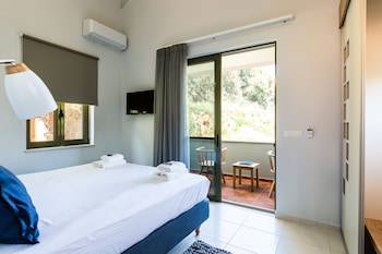 physis villas chania