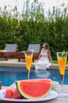 physis villas chania