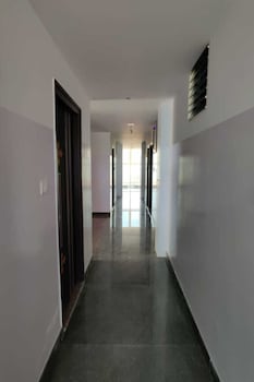I Cloud-Elite Suites,,3 star