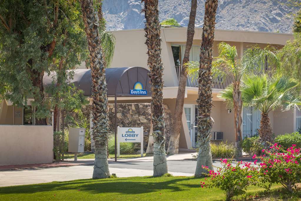 days inn by wyndham palm springs