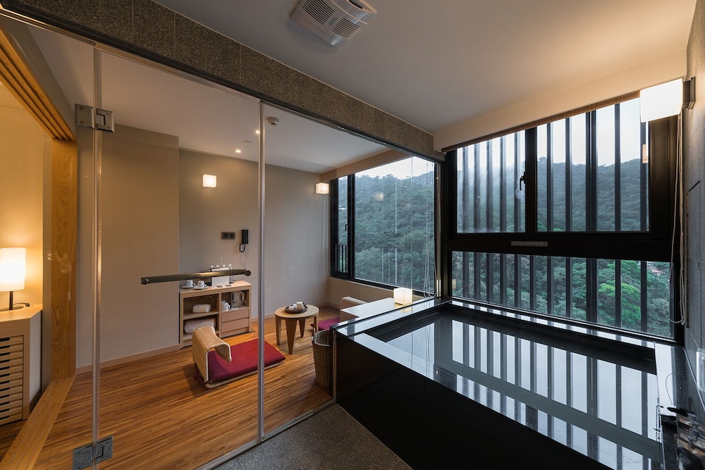 asia pacific hotel beitou