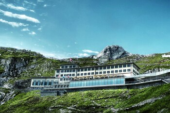 hotel bellevue and hotel pilatus kulm