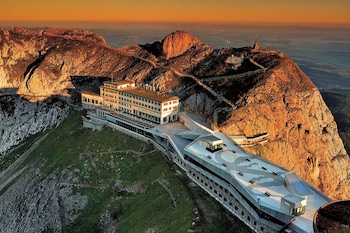hotel bellevue and hotel pilatus kulm