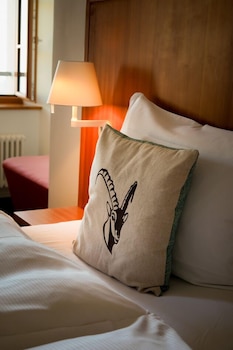 hotel bellevue and hotel pilatus kulm