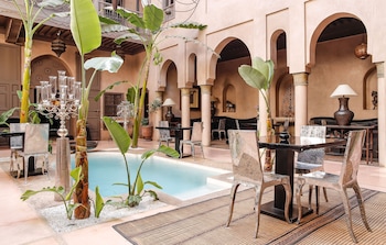 riad noir divoire