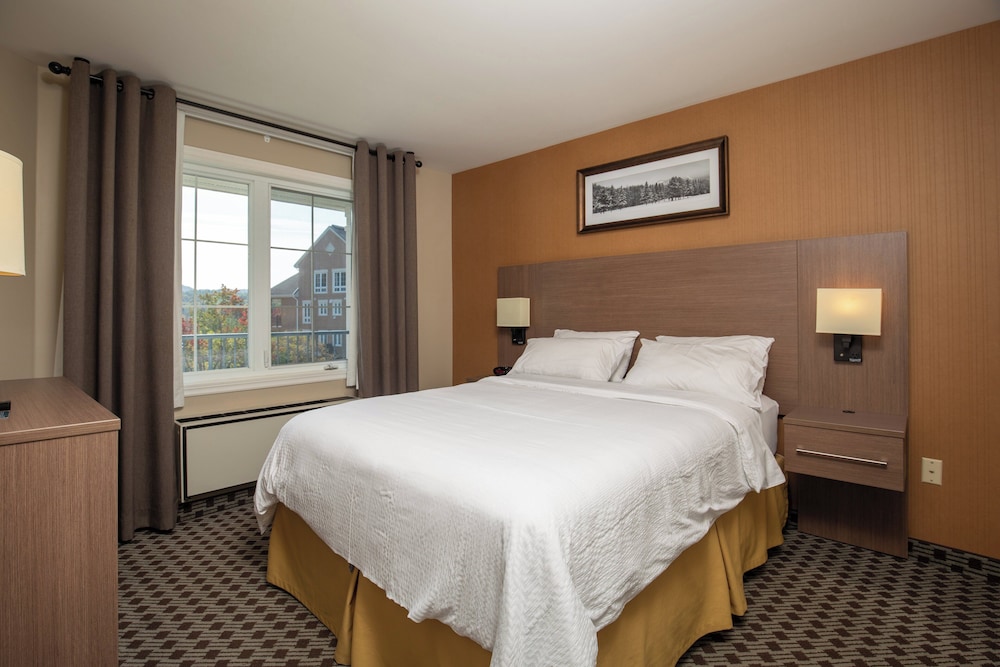 holiday inn express and suites tremblant by ihg