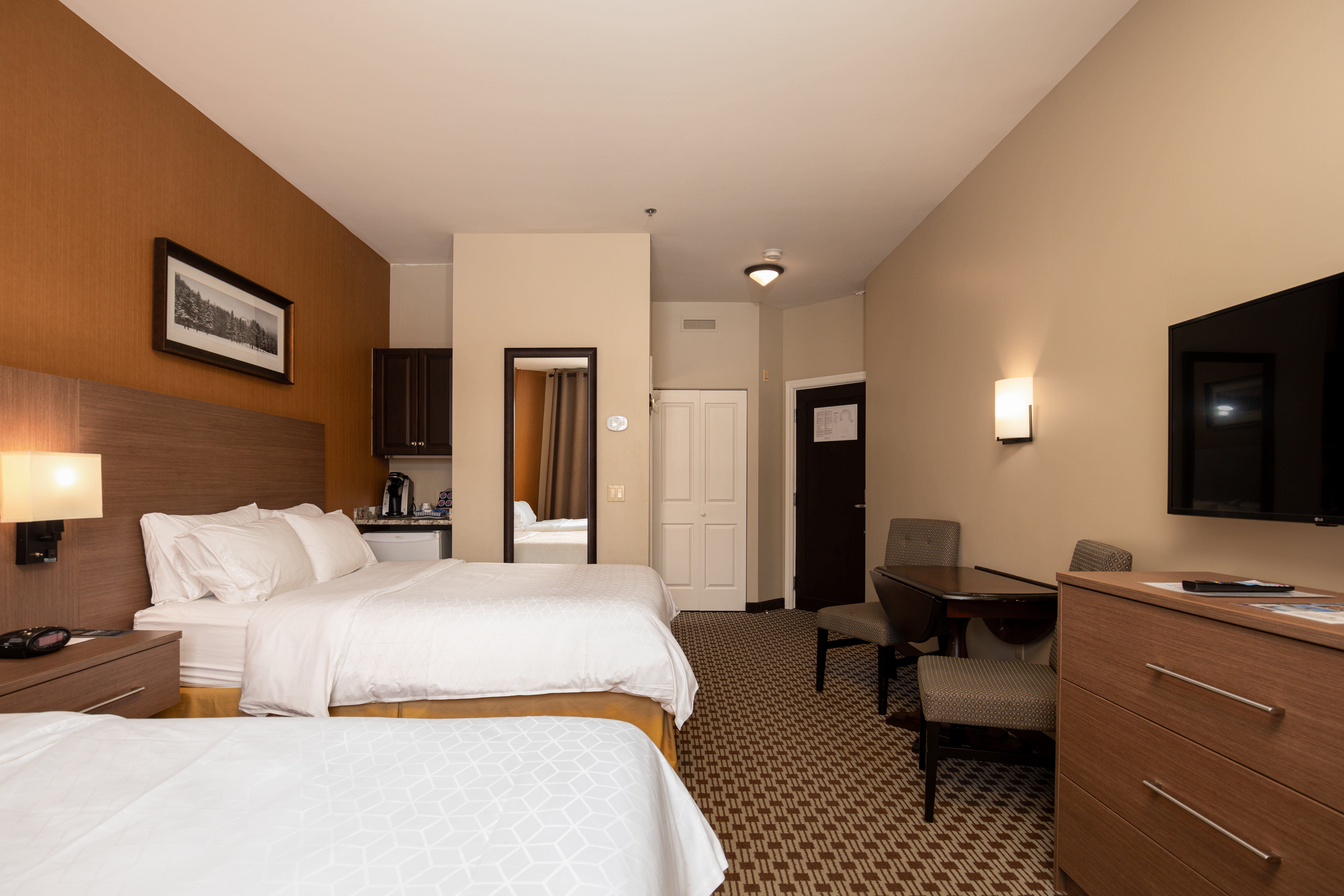 holiday inn express and suites tremblant by ihg