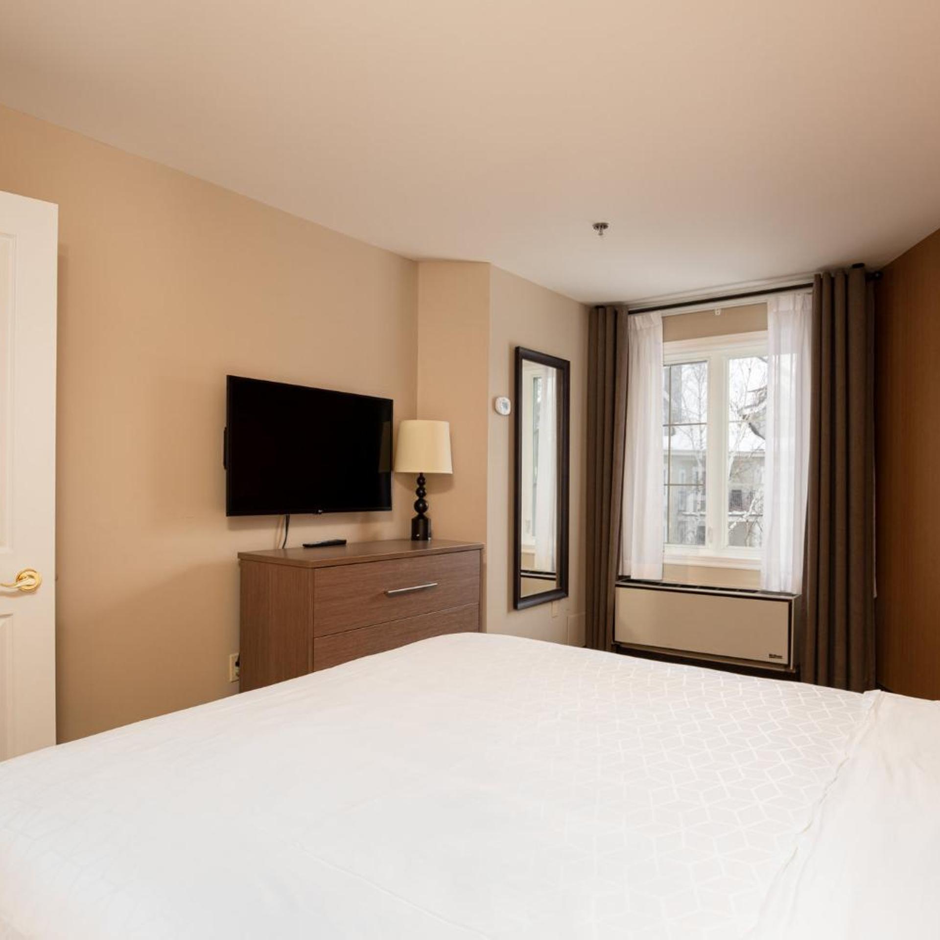 holiday inn express and suites tremblant by ihg