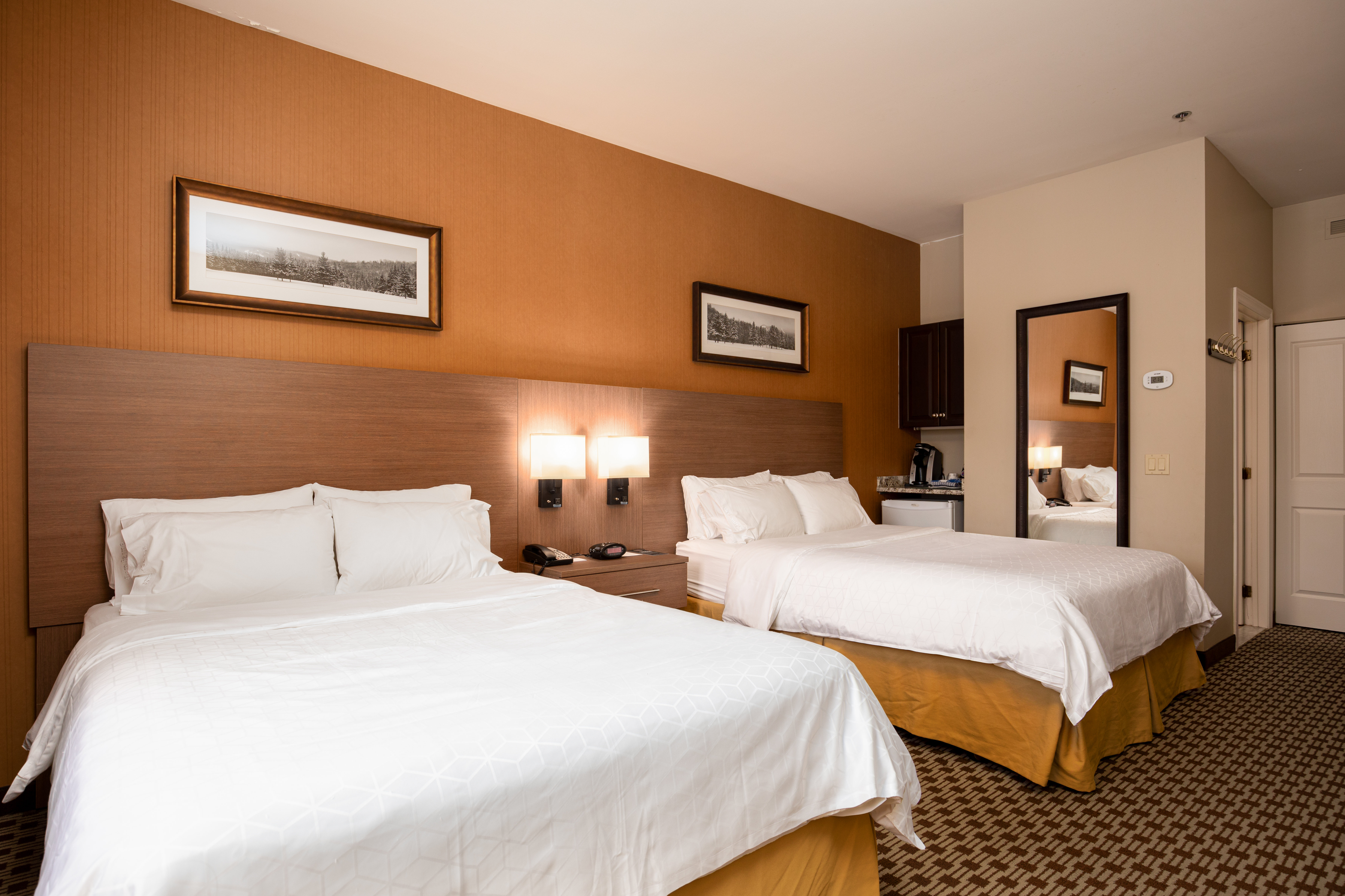 holiday inn express and suites tremblant by ihg