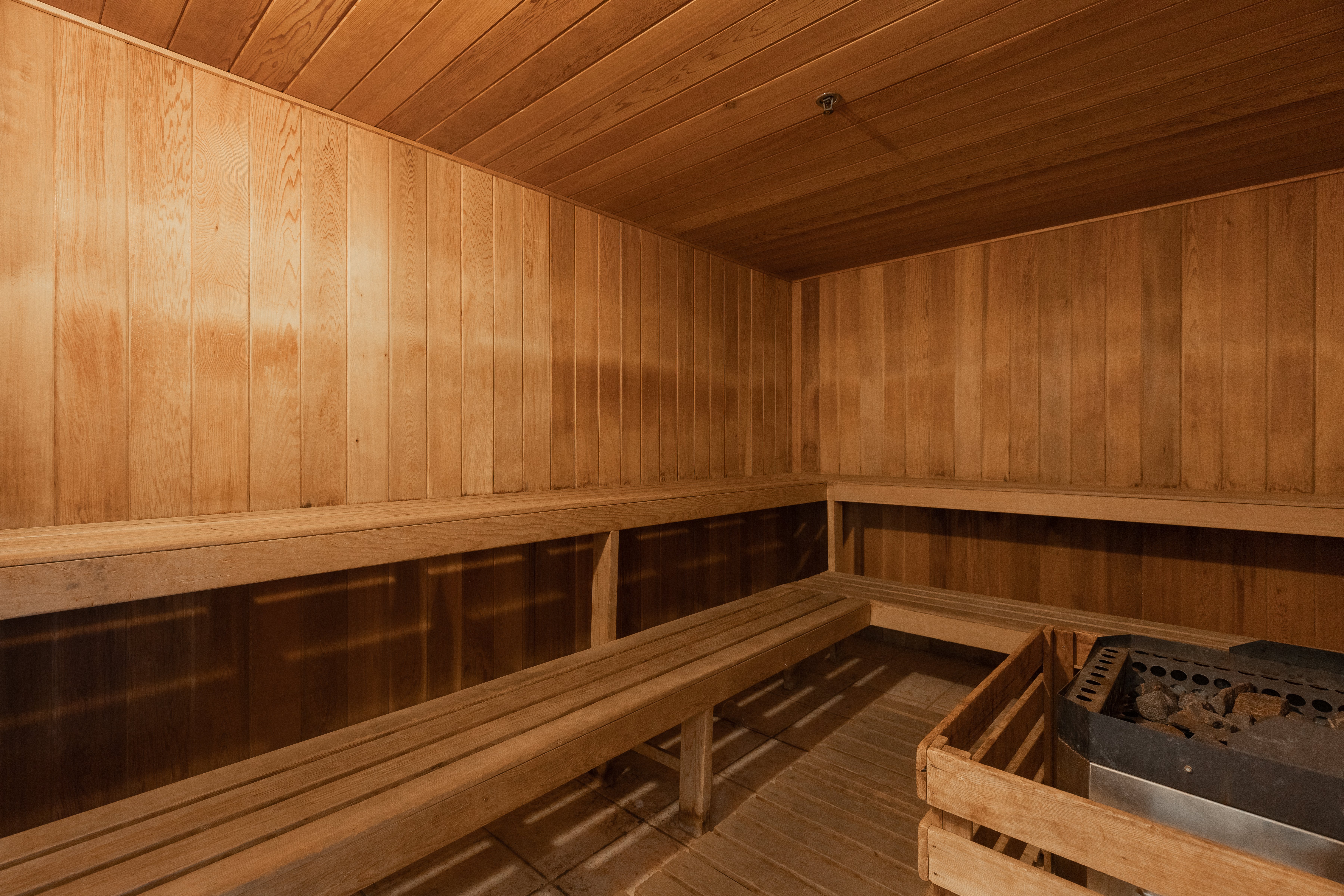 holiday inn express and suites tremblant by ihg