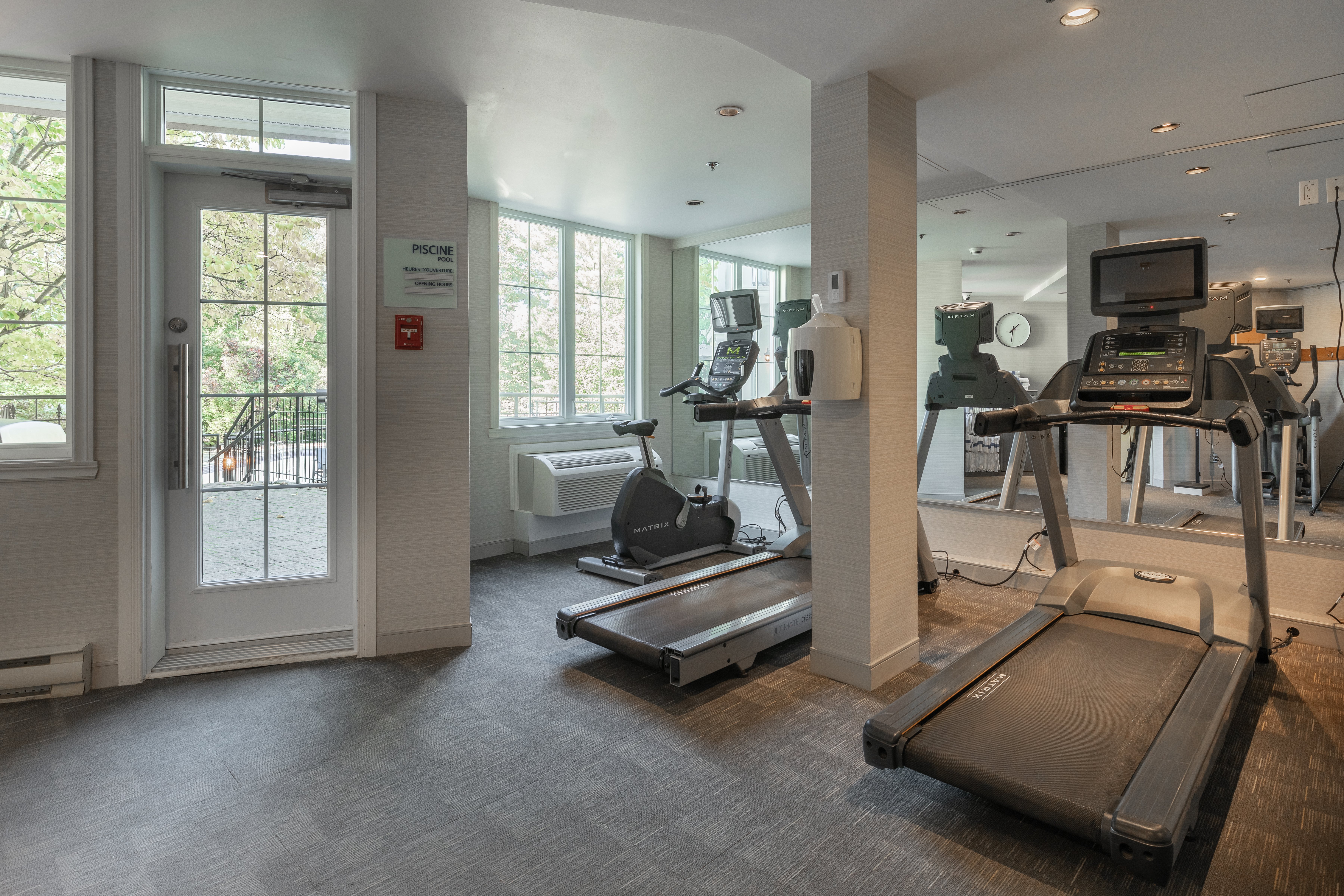 holiday inn express and suites tremblant by ihg