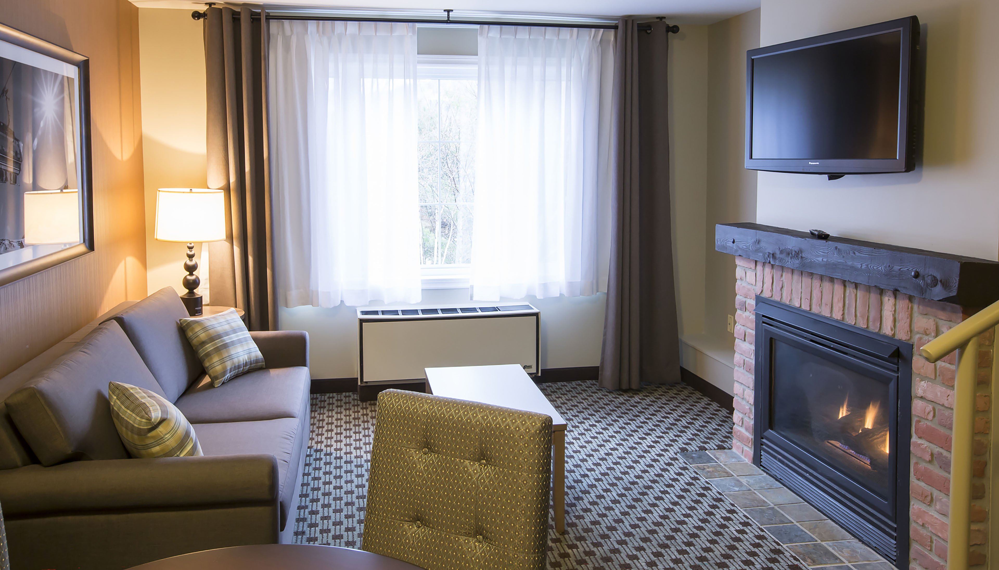 holiday inn express and suites tremblant by ihg