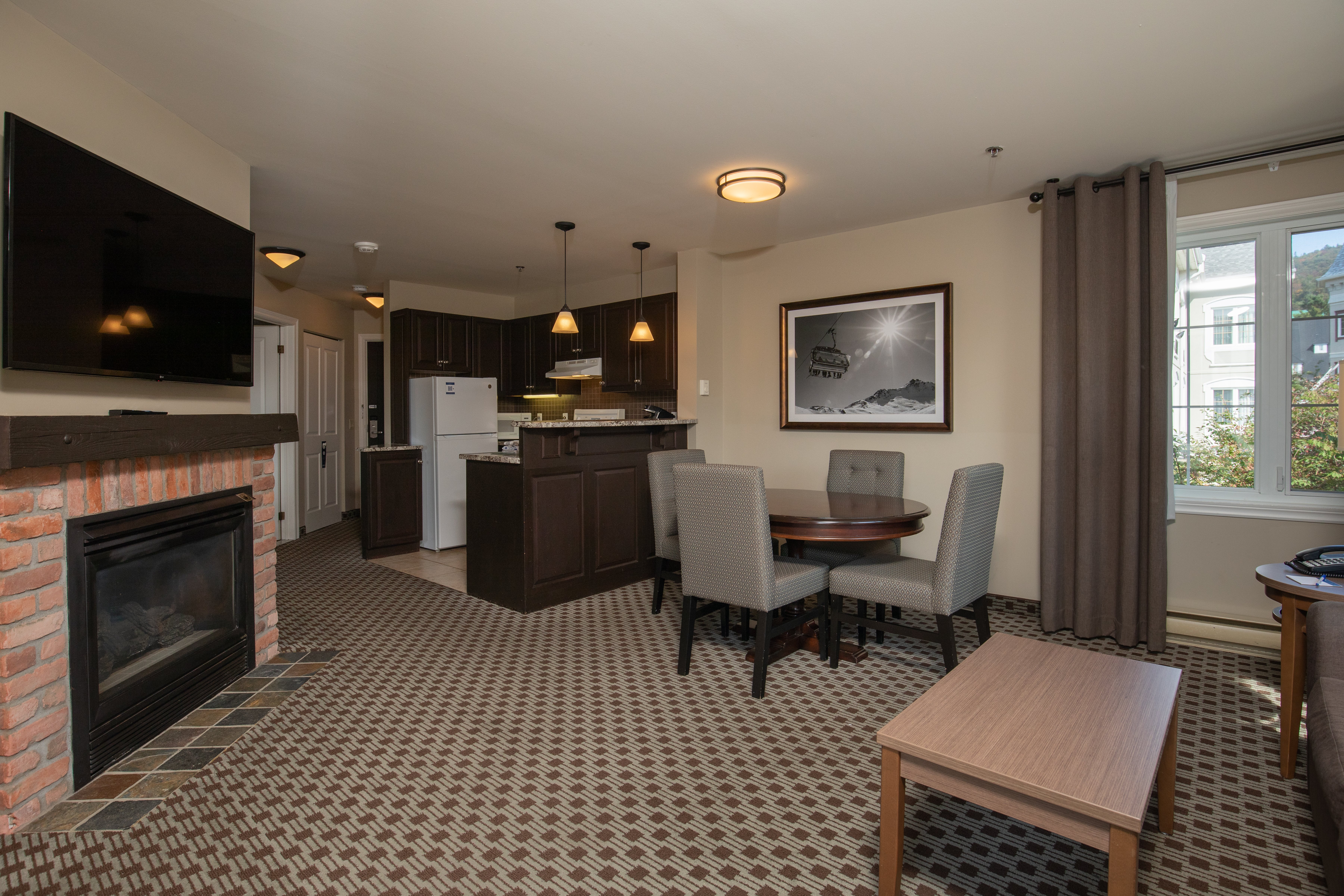 holiday inn express and suites tremblant by ihg