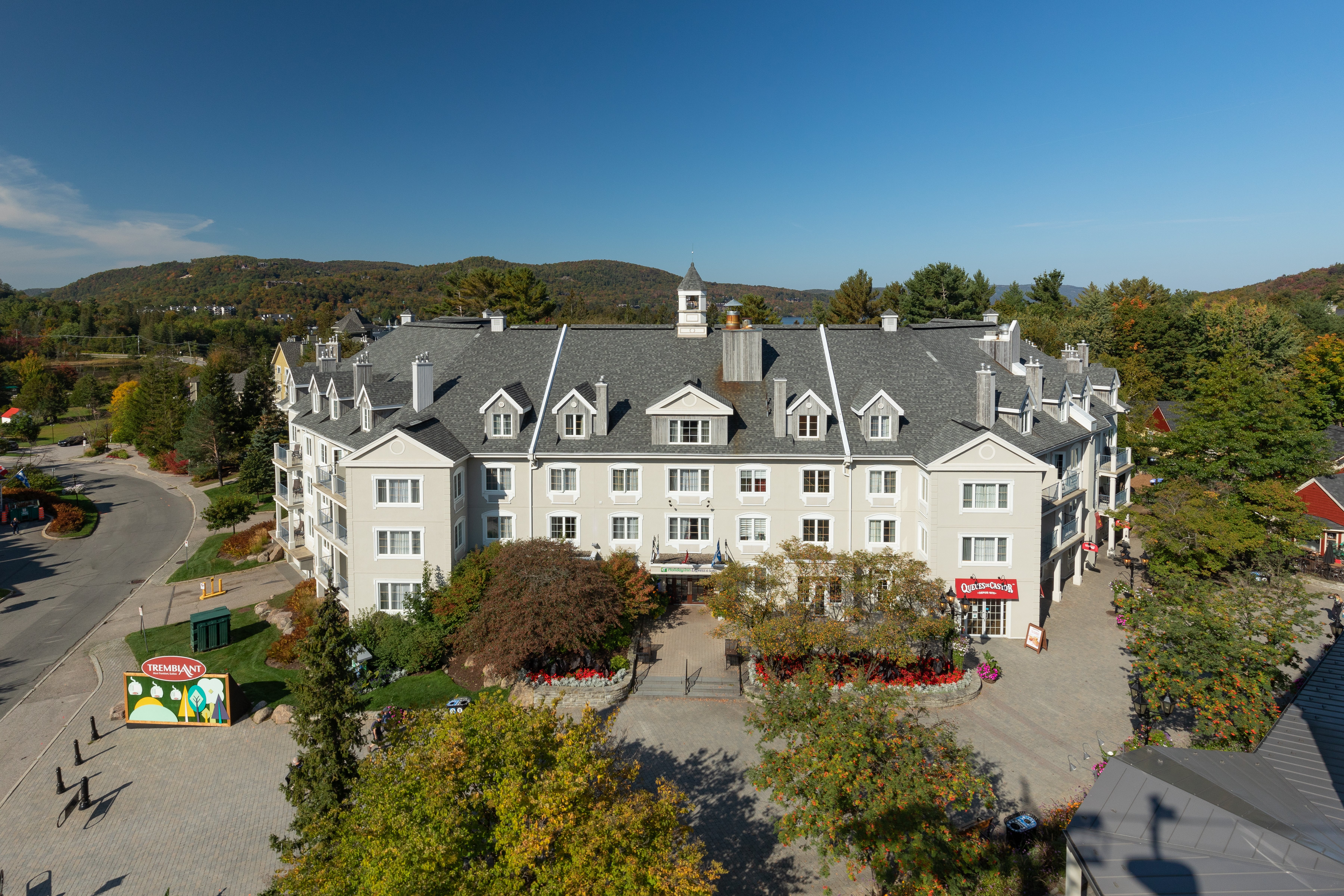 holiday inn express and suites tremblant by ihg